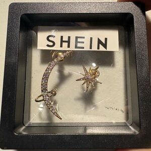 NWT SHEIN Sparkling Gold and Silver Moon & Star Earrings in Clear Display Case